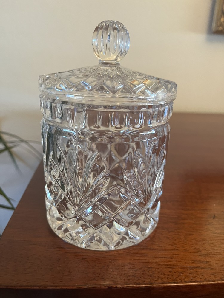 CRYSTAL CLEAR INDUSTRIES Essex Candy Jar & Lid 5 3/4″ tall