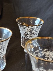 Mikasa Antique Lace Wine Glass Middle Floral Pattern 8 5/8″Gold Rim (4)