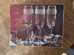 Set of 4 Paloma 24K Gold-trimmed Crystal Stemware Champagne Flutes 8.25″ x 1.75″