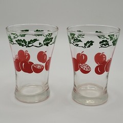 Vintage 1950’s Glass Juice Glasses Tomato Red/Green Country Farmhouse Lot Of 2