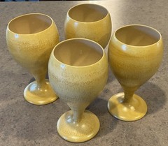 THE POTTERY STEAKHOUSE :: Vintage Set/4 PEDESTAL DRINKING 5 1/4” GOBLETS HAWAII