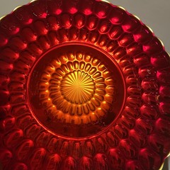 Fenton ? Art Glass Thumbprint Colonial Red Pattern Luncheon Plate 8 5/8″