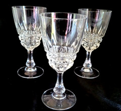 Pompadour Cristal D’ArquesFrances Crystal Glasses / Goblets 6 » tall. 5 oz