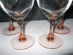 Cristal D’Arques LUMINARC ‘Rose’ Pink Stem Iced Tea 8.25″ Glasses 16 oz NIB
