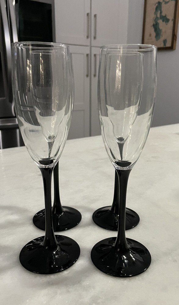 Vtg Luminarc Domino Black Stem Champagne 🥂 Flute Wine Glasses France Set Of 4