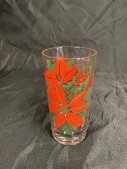 8 VTG CHRISTMAS BRIGHT RED POINSETTIA GLASS TUMBLER BRASS METAL CARRIER MCM
