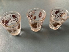 Libby Frosted Pine Cone 3 1/8” Juice Glasses