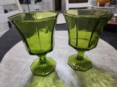 Vintage Mid Century Independence Green Octagon Stemmed Goblet Glasses Set 2 MCM
