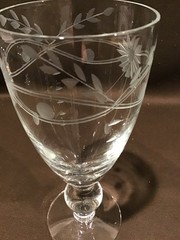 Beautiful Set Of 6 Vintage 6.5″ Tall Clear Etched Glass Wine / Parfait Stemware