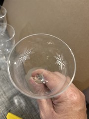 VTG Cut and Etched Starburst Crystal 5″ Crystal Wine Glasses (3)- Read