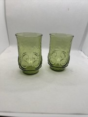 Heritage Hill Green Avocado by Anchor Hocking Glasses Set of 2 Juice Glasses 4”
