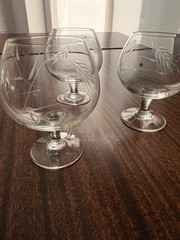 (3) Vintage Saski Crystal Wheat-Etched Brandy Snifters/Cognac Glasses Japan
