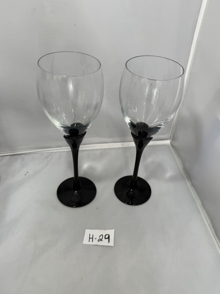 Colony Amaryllis Wine Glasses Black Stem Clear Crystal Non FrostedSet of 2