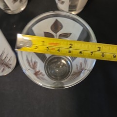 Set of 4 Vintage Gold Leaf Libbey Glass Tumblers, 6″ Tall, 3″ Diameter