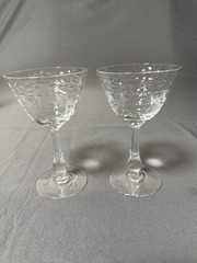 Set 2 Vintage Etched Glass Wine Goblets Floral Clear Stemware 5in