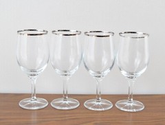 Set Of 8 Silver Rimmed Wine Glasses 6-1/2 » Tall 8 fl oz