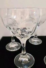 VTG Wine Glasses ‘Chivalry’ By Libbey Textured Panel Optic Stemware Set Of 5