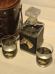 Leather Ice Bucket Glass Rocks old Whiskey tumblers decanter vinyl cozies 1960’s