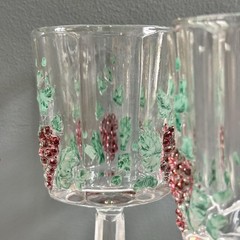Kokomo Early American Glass Set of 4 Paneled Embossed Grapes #507 Wine Glasses