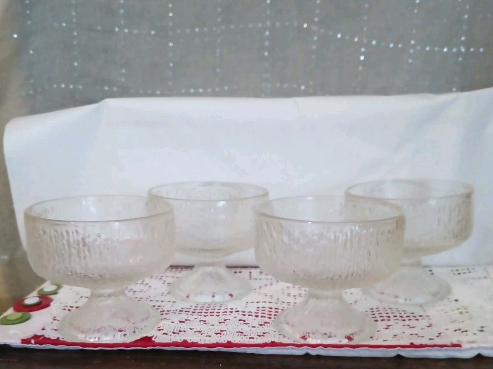 Vtg Indiana Glass Crystal Ice Sherbet Or Champagne Footed Glasses Set Of 4 MCM