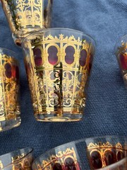 VINTAGE 22 KARAT GOLD 8 CULVAR GLASSES Moorish design