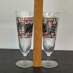 Vtg Pair King & Queen of Hearts Footed Pilsner Glasses Barware Las Vegas Poker