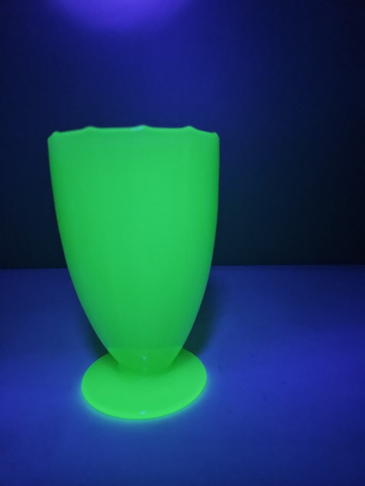 Uranium Glass Tumbler Jadeite Jade Green