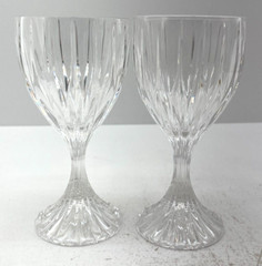 Set of 2 Crystal Clear Ribbed Stemmed Pattern Wine Glasses Glassware 6 1/4″