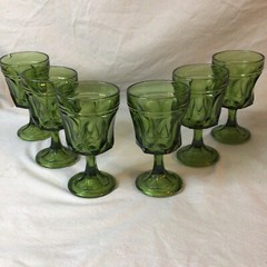 Anchor Hocking Fairfield Pattern Goblets Glasses Green 6 Count (1 With Chip)(LR)