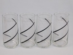 4 Georges Briard Black and White Optic Twist Glasses 5.75″ Tall Coolers