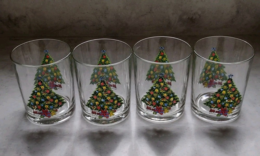 Carlton Christmas Tree Drinking Glasses Set of 4 Vintage 1980s Blue Angel
