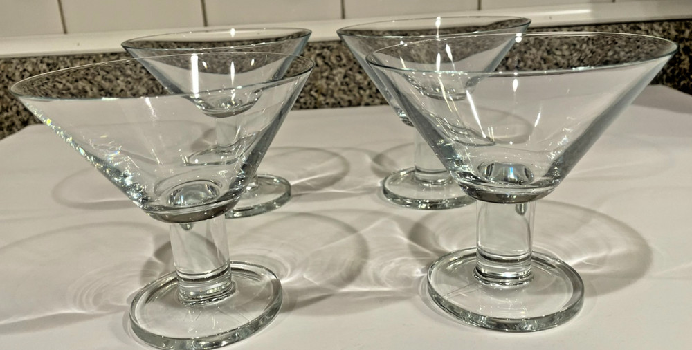 Crate & Barrel Viva Retired Martini/Cocktail Glasses-Elegant Set of 4