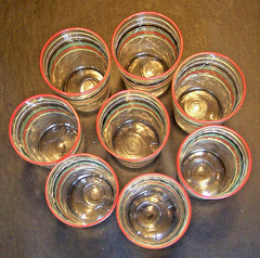 Eight Fine Vintage 1930’s Handmade Striped Diamond Panel Coctail Glasses 4.5″