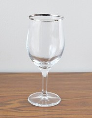 Set Of 8 Silver Rimmed Wine Glasses 6-1/2 » Tall 8 fl oz
