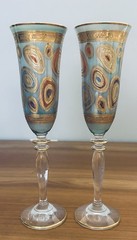Set of 2 VIETRI Regalia Aqua Champagne Flutes Hand Painted 14K Gold Italy
