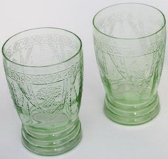Set Of 2 Uranium Georgian (Lovebird Pattern) Depression Glass Tumblers