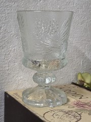 Indiana Tiara Glass CLEAR Ponderosa Pine Cone FOOTED GOBLET 6” EUC