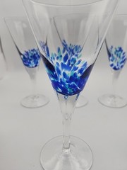 4 – Cobalt Blue Confetti Splash Hand Blown Art Glass Champagne Wine Glasses READ
