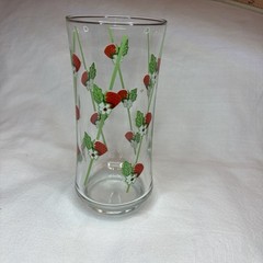 Vintage Strawberry & Vines Glass Tumblers Greg Flowers Retro 6 1/4”