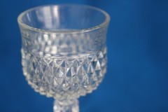 VINTAGE INDIANA TIARA CLEAR DIAMOND POINT 6 OZ. WINE GLASSES SET OF 4