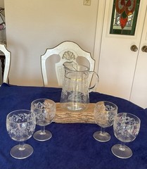 Vintage Bartlett Collins Etched Grapevine Pitcher with Gold Trim and 4 Glasses