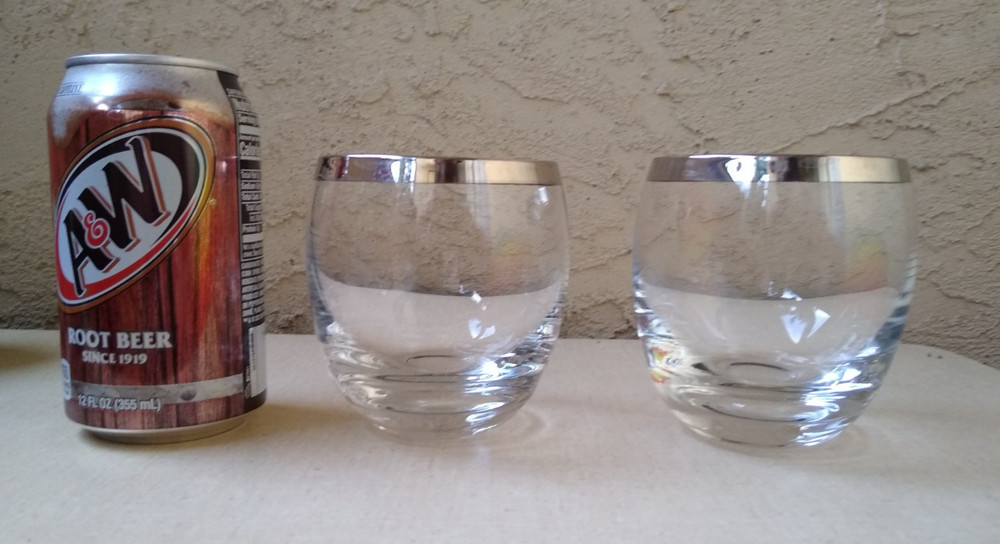 2 MCM Dorothy Thorpe SILVER Platinum Rim heavy stemless wine Glass ROCK,TUMBLER