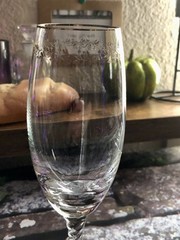 Single Wine Champagne Flute Glass Gold Etchings Swirled Stem Nice Vintage
