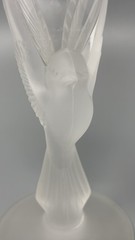 Sasaki Crystal Champagne Flute Frosted Dove Bird Wings Outstretched 9.25″ Tall
