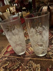 2 Clear Vtg Glasses With White Flowers & Gold Accents