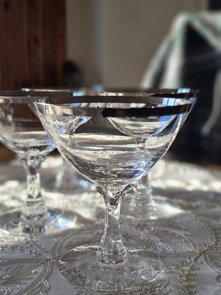 Vtg «Wedding Ring» Crystal Fostoria Champagne Stemware Made In The US 1953-1975.