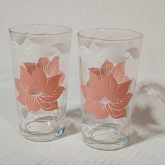 2 Vtg Pink & White Floral Tumblers Glasses Swanky Swig 5″ EUC