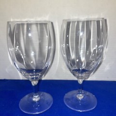 Beautiful Set Of 2 Crystal Wine Glass- 7.25” Tall 3” Dia -13 Oz- Estate Find