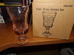 New In Box Vintage Light Pink 12 Oz Glass Pedestal Goblets (4) HOMCO 8885-BD
