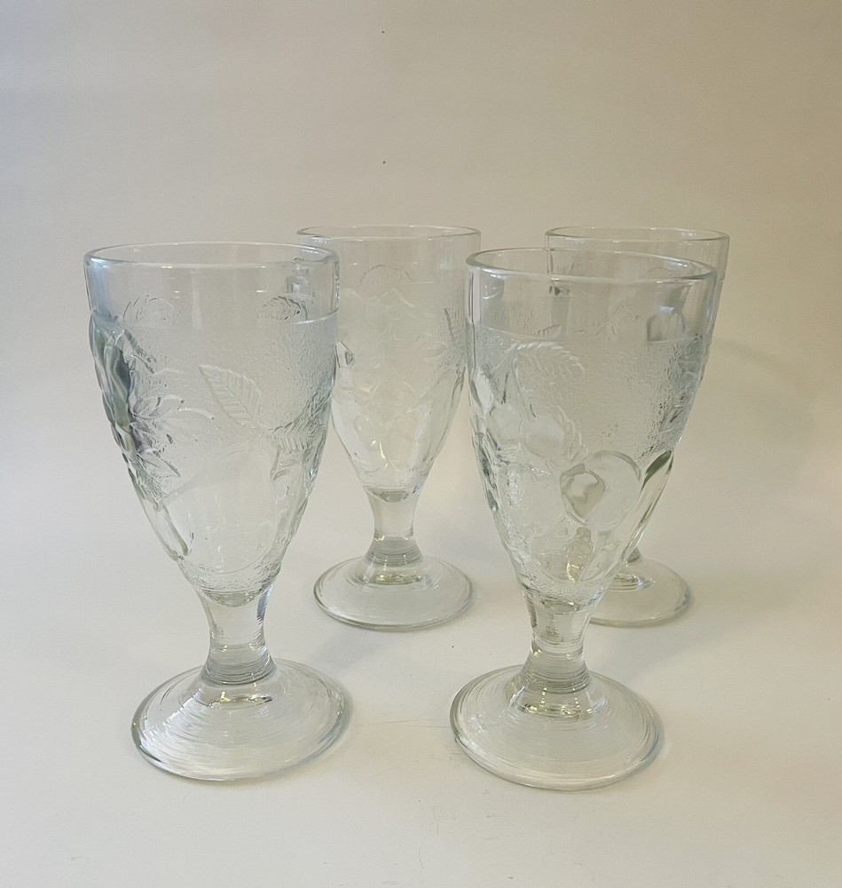 Set of 4 Vintage Arcoroc France Clear Molded Embossed Fruit Design Goblets
